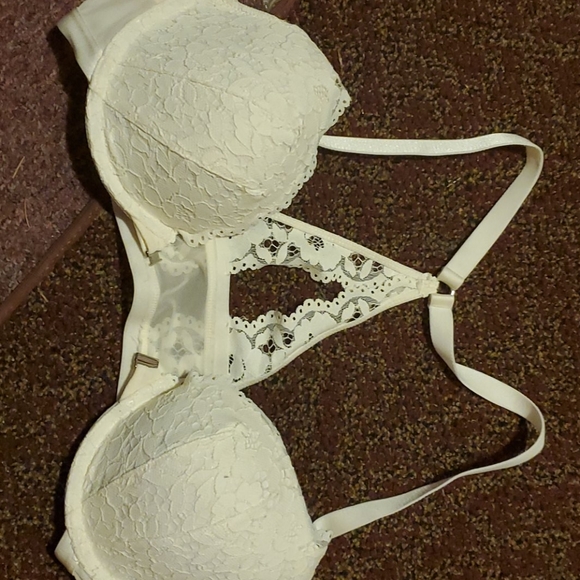 Bra - Picture 2 of 4
